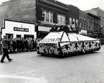 Sigma Pi Homecoming Parade Float, 1950 by University Archives