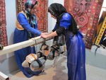 Demonstration at the Kurdish Textile Museum by Daily Eastern News